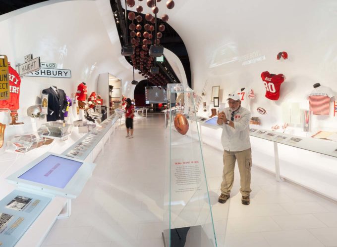 San Francisco 49ers Museum - CambridgeSeven